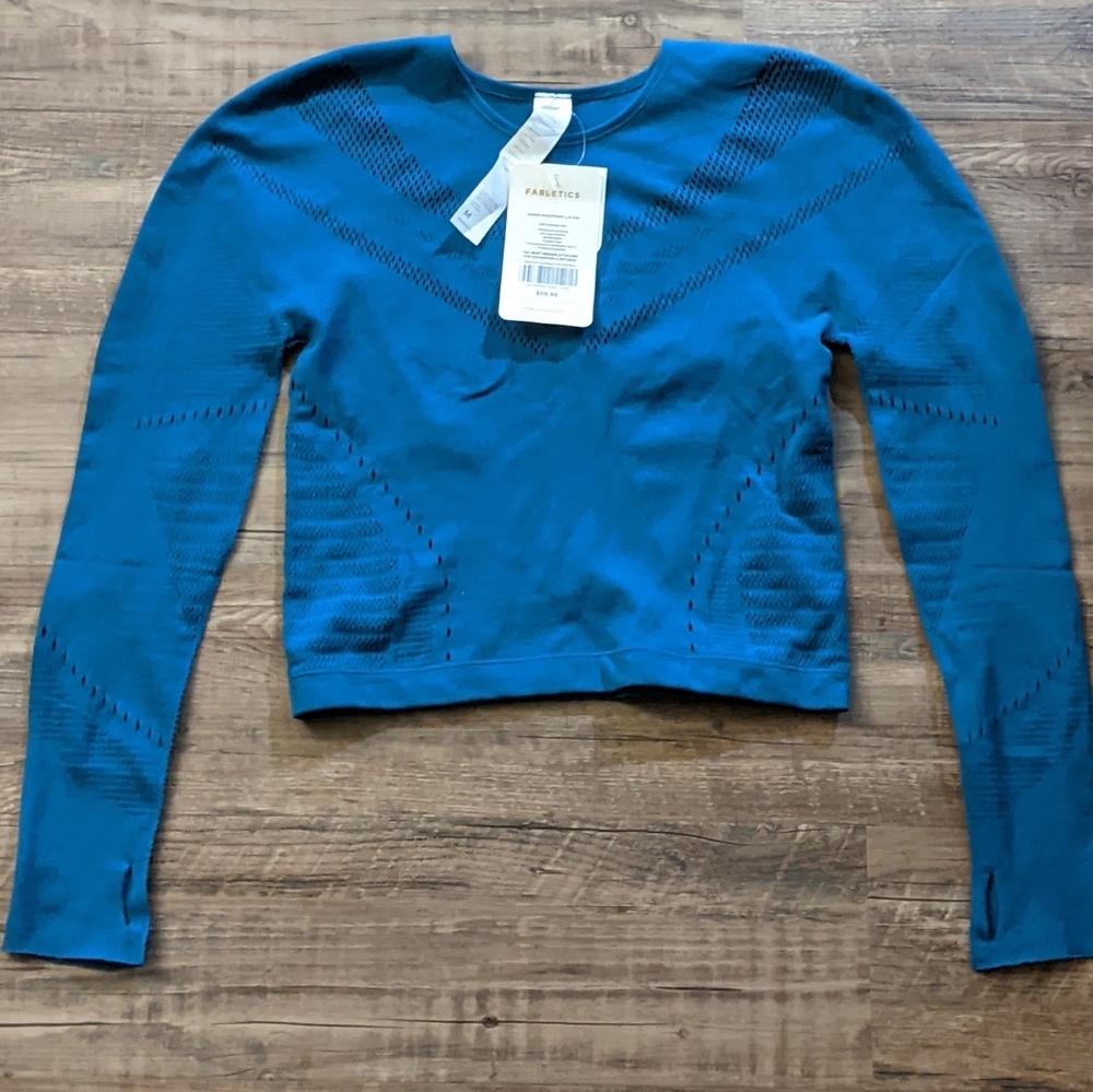 Fabletics skulptknit long sleeve crop